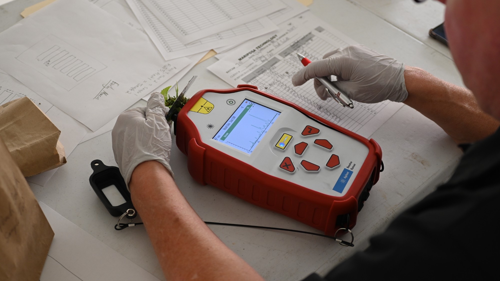 Logging scan results beside the handheld scanner