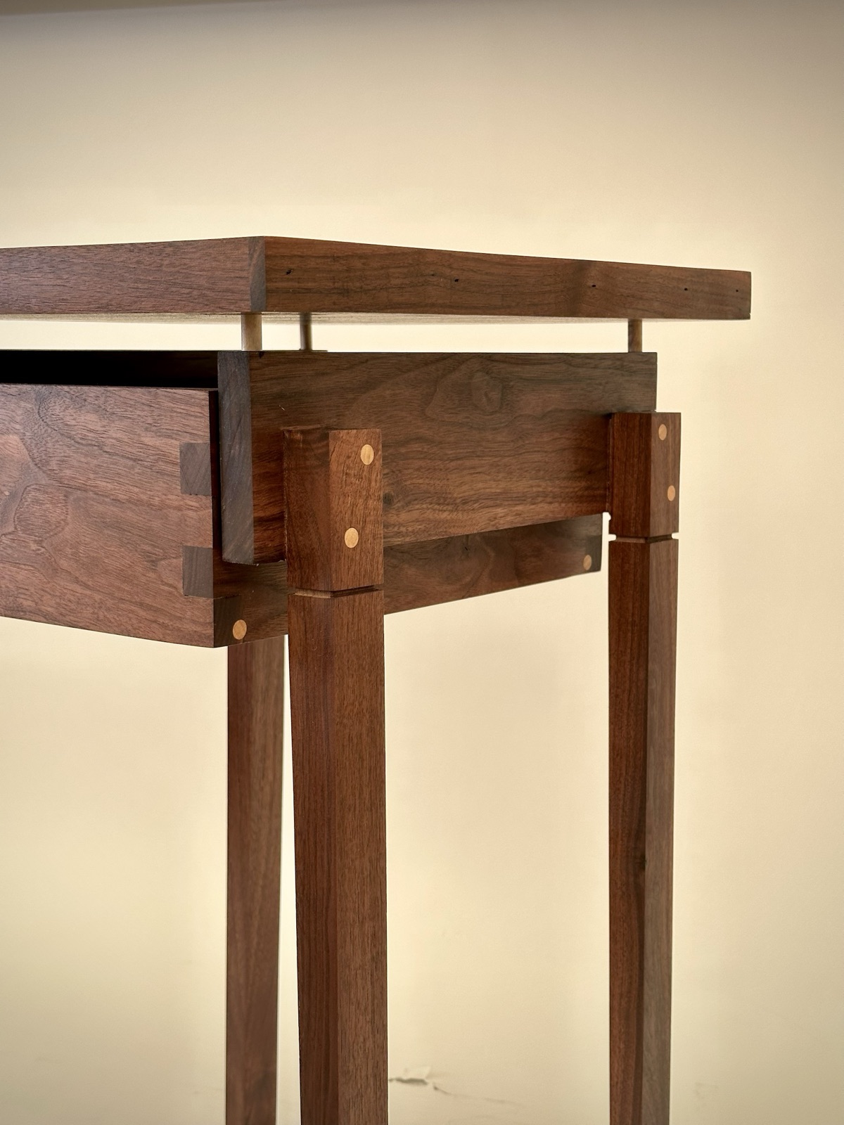 Detail of the floating top and pinned leg joinery